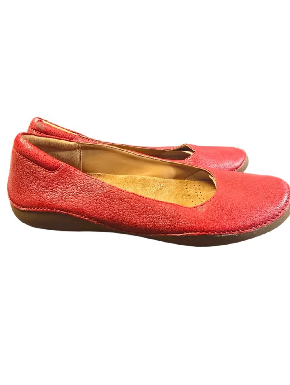 Clarks Women's Red Leather Ballet Flats - Picture 5 of 10